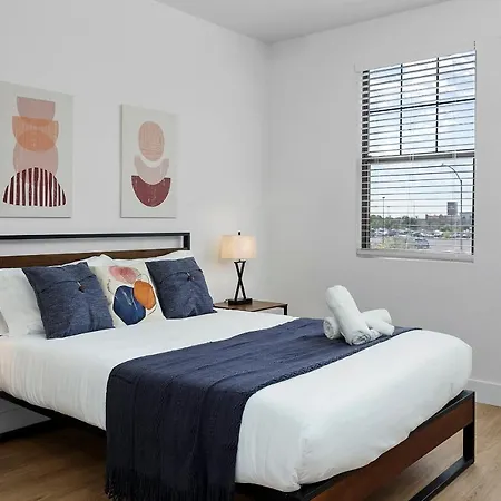 Cozysuites Glendale By The Stadium With Pool 06 Exterior photo