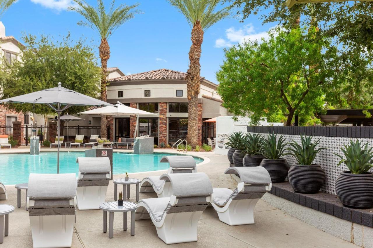 Cozysuites By The Stadium With Pool 06 Apartment *